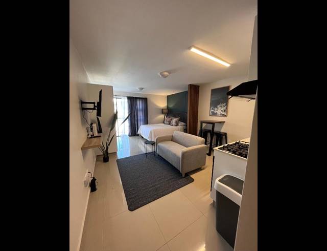 1 BEDROOM APARTMENT FOR SALE IN UMHLANGA CENTRAL